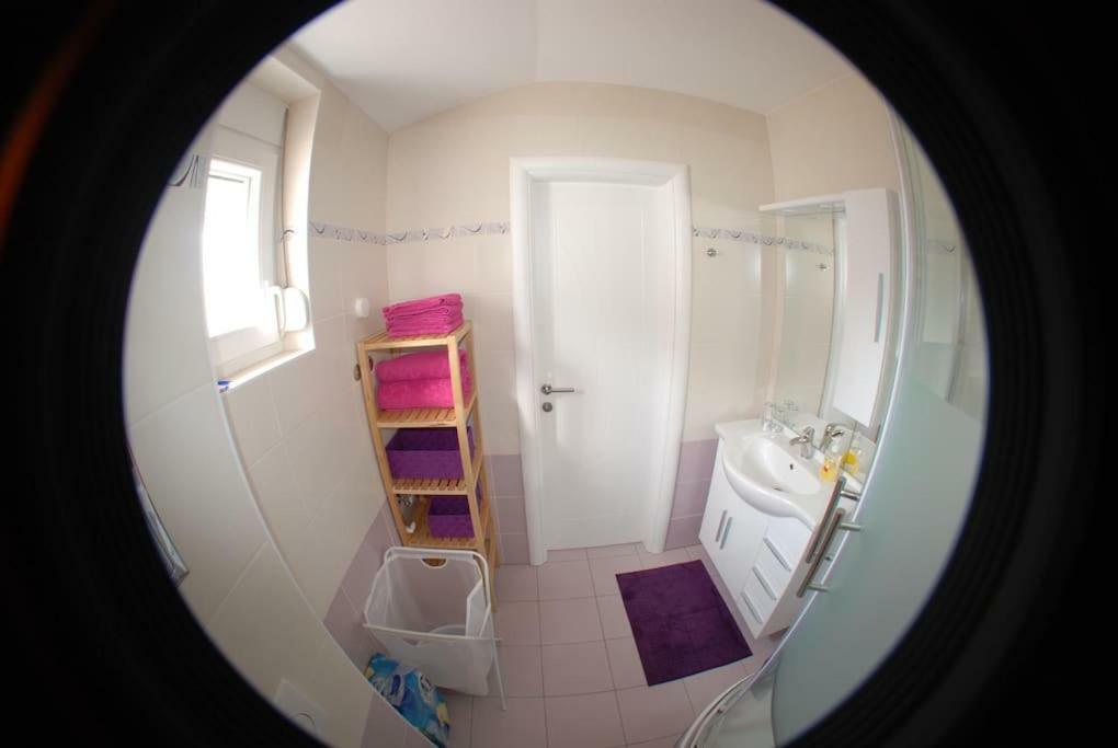 Apartments Babic Sukošan Buitenkant foto